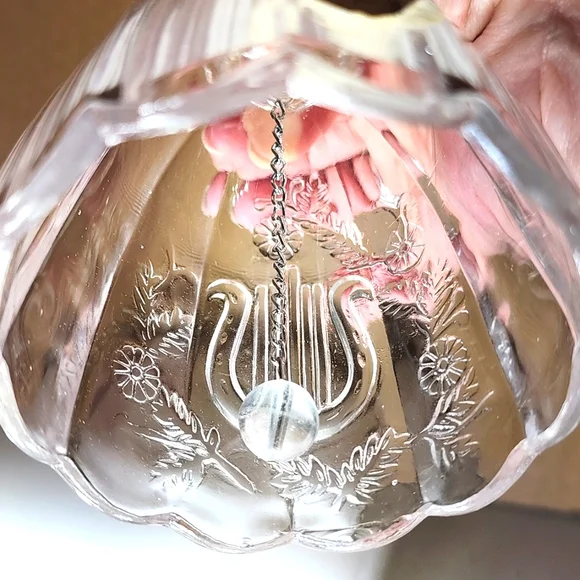 Bell with Lyre Harp Handle. ArtMart Vintage original sticker 24% Lead Crystal - Picture 10 of 12